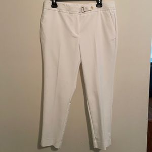 Anne Klein White Capris size 10